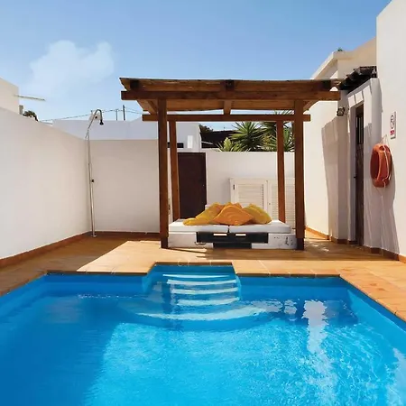Vila Puerto Del Carmen Sleeps 6 Wifi *