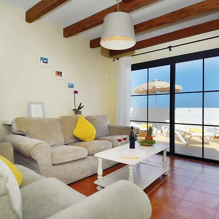 Villa Puerto Del Carmen Sleeps 6 Wifi Puerto del Carmen (Lanzarote)